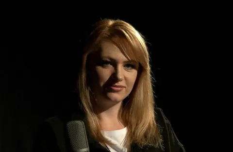 Колаборантка з Донецька отримала підозру за роботу на пропаганду