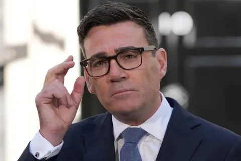 Фейкова радниця Трампа: як прем'єр Британії ледь не став жертвою маніпуляції