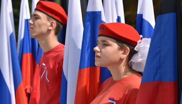 Росія закріплює школи за військовими частинами — ЦПД