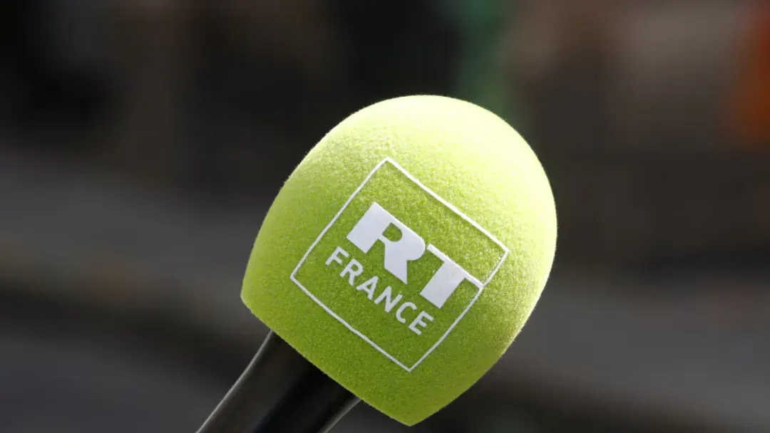 Франція депортує екс-керівницю RT France через звинувачення в пропаганді
